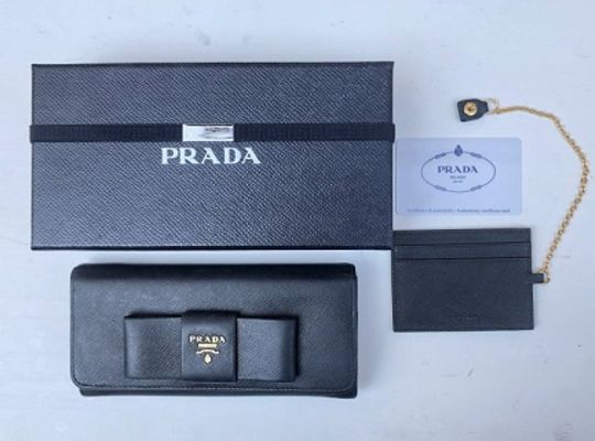 PRADA プラダ 長財布 SAFFIANO FIOCCO サフィアーノ フィオッコ