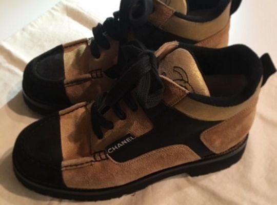 CHANEL CCマーク バイカラースニーカー